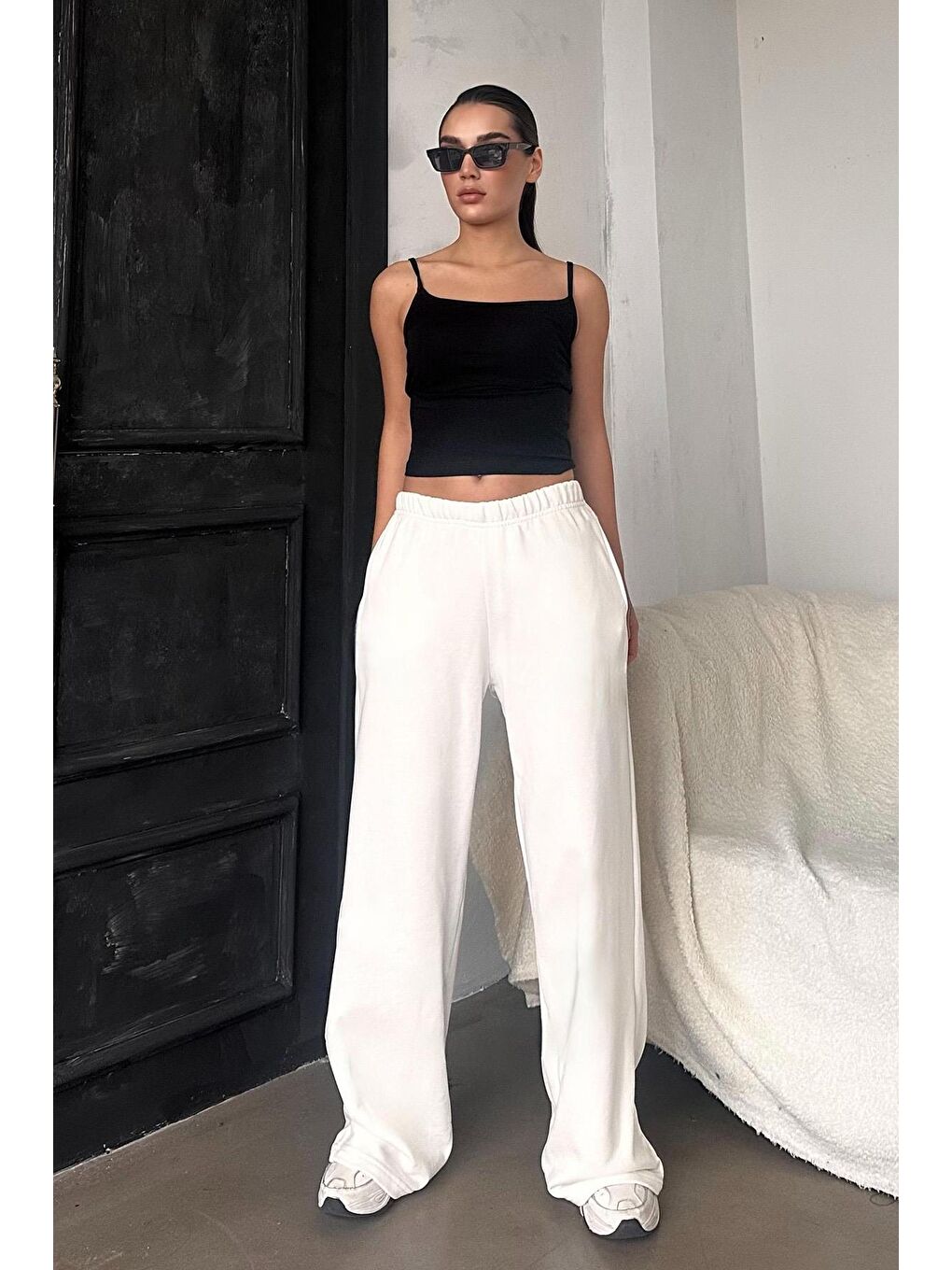 Beyaz Bol Paça Kadın Eşofman Altı Mg2279