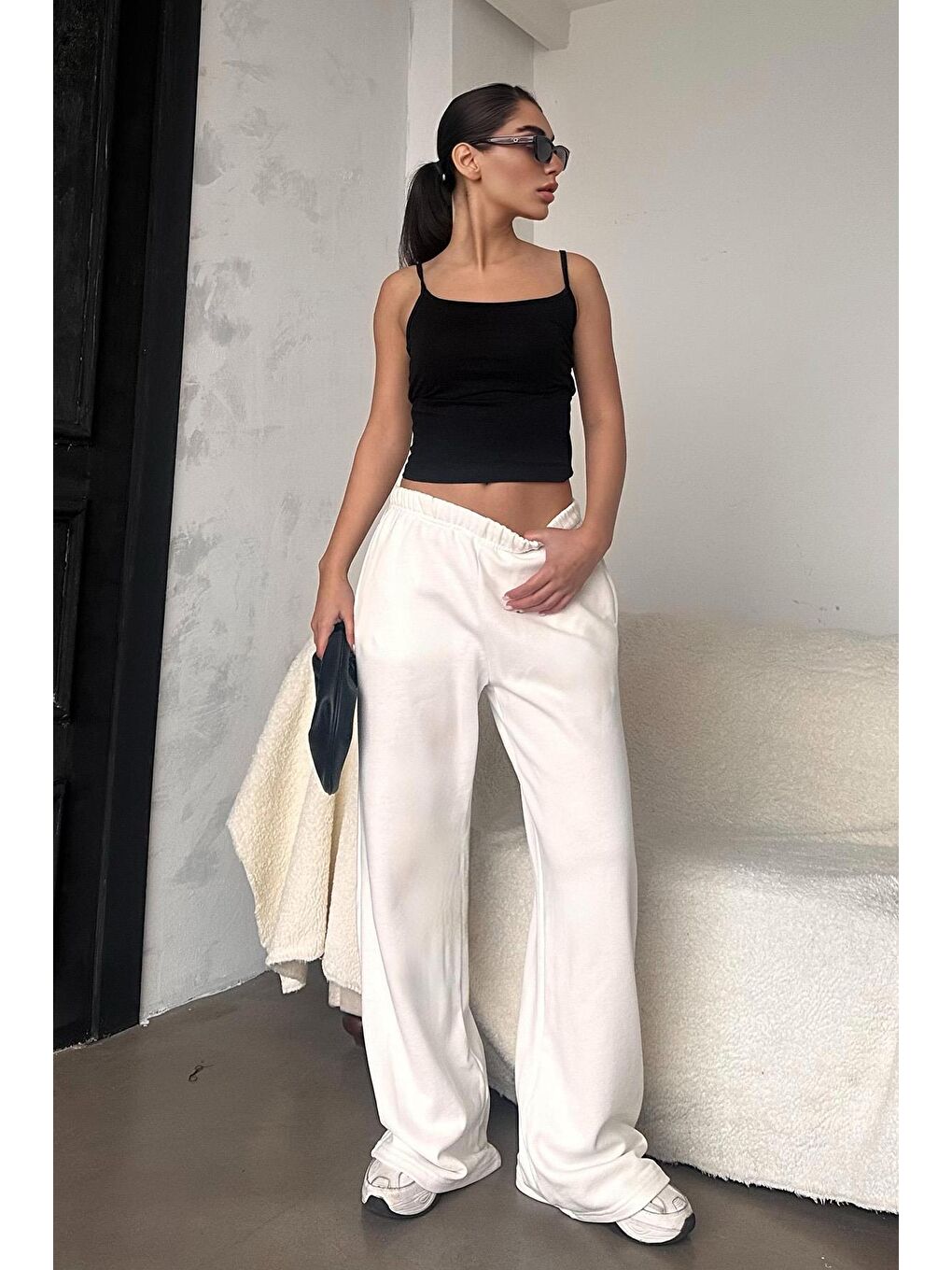 Beyaz Bol Paça Kadın Eşofman Altı Mg2279-1