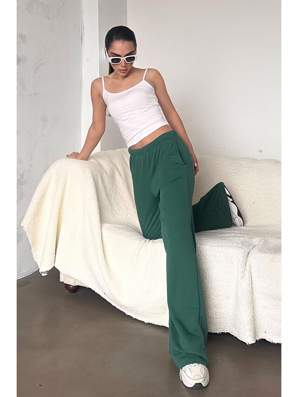 Yeşil Haki Bol Paça Kadın Eşofman Altı Mg2279-2