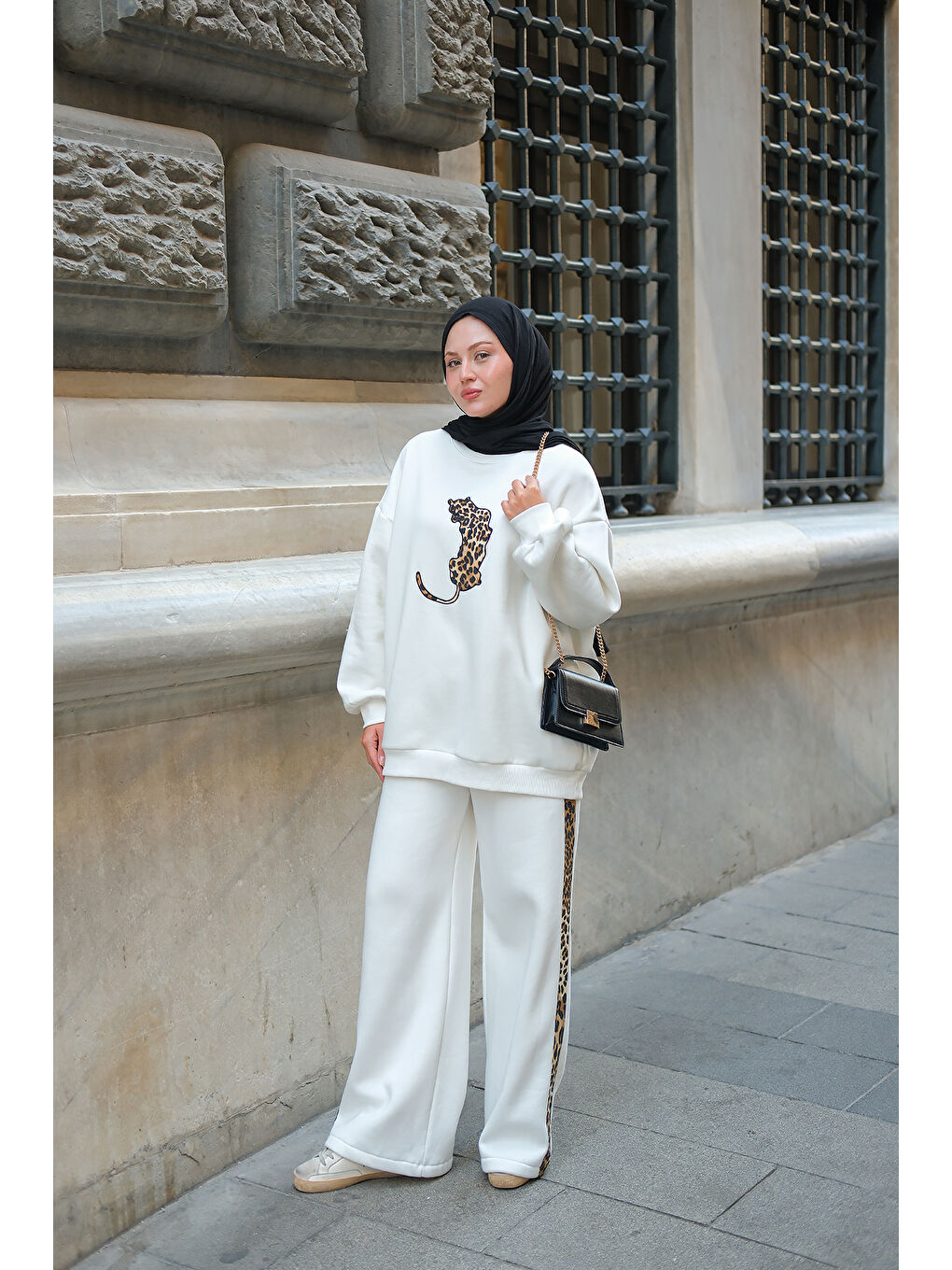 Kadın Leopar Desenli İkili Takım Beyaz-1