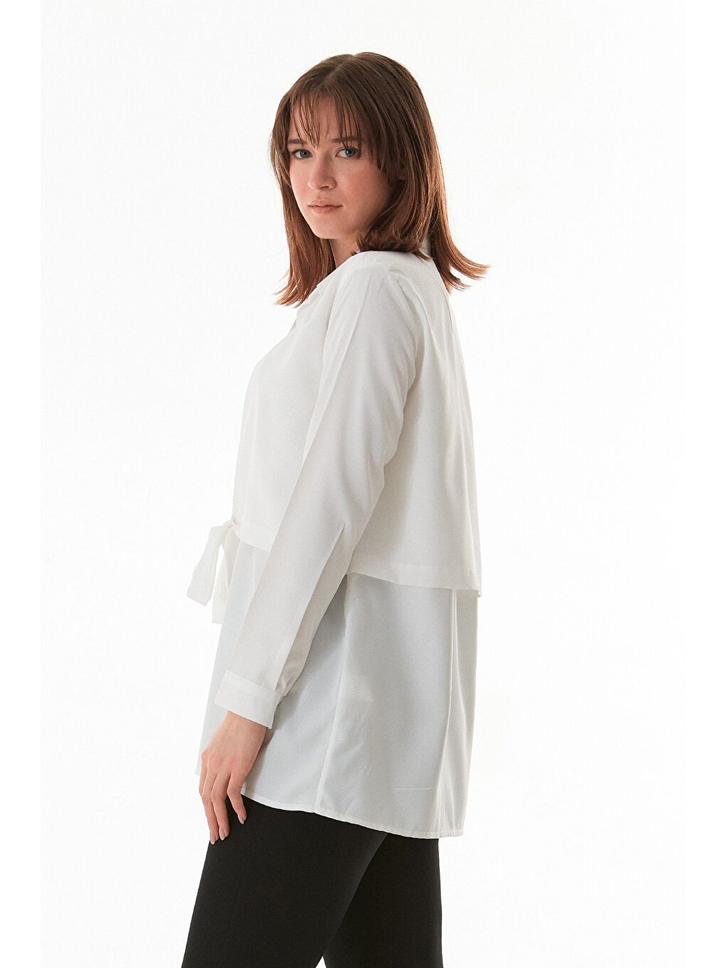 Beyaz Düğmeli Önü Bağlamalı Gömlek-3