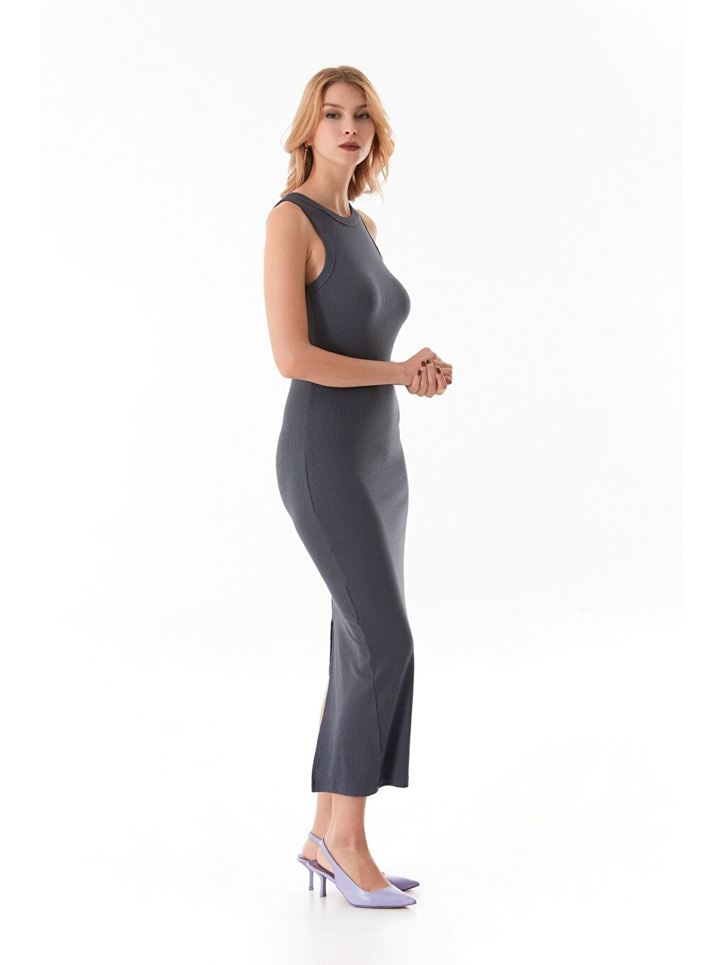 Gri Basic Fitilli Halter Yaka Yırtmaçlı Elbise-3