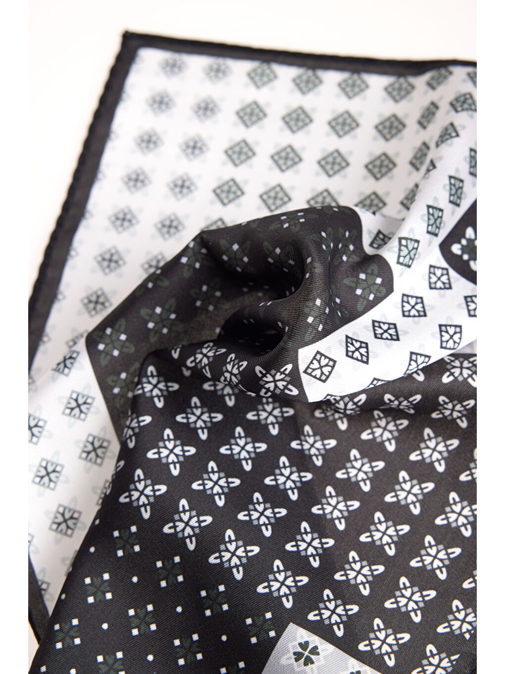 Erkek Siyah-Haki Desenli Mendil-2