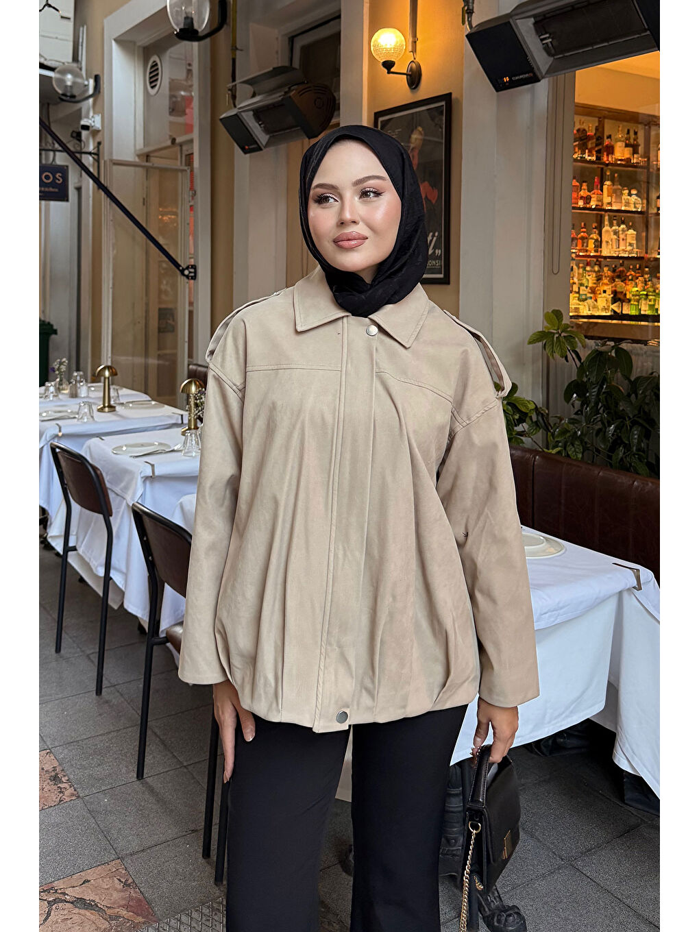 Bej Kadın Gizli Düğmeli Kadife Ceket Taş-2