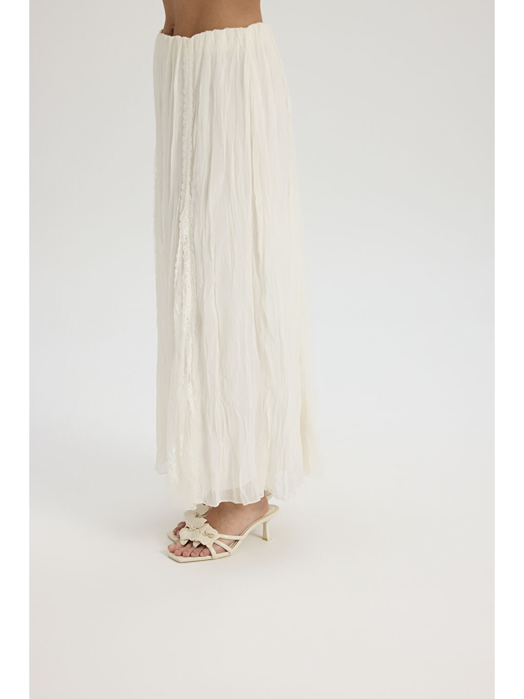 Aurore Dantel Detay Ekru Etek-3