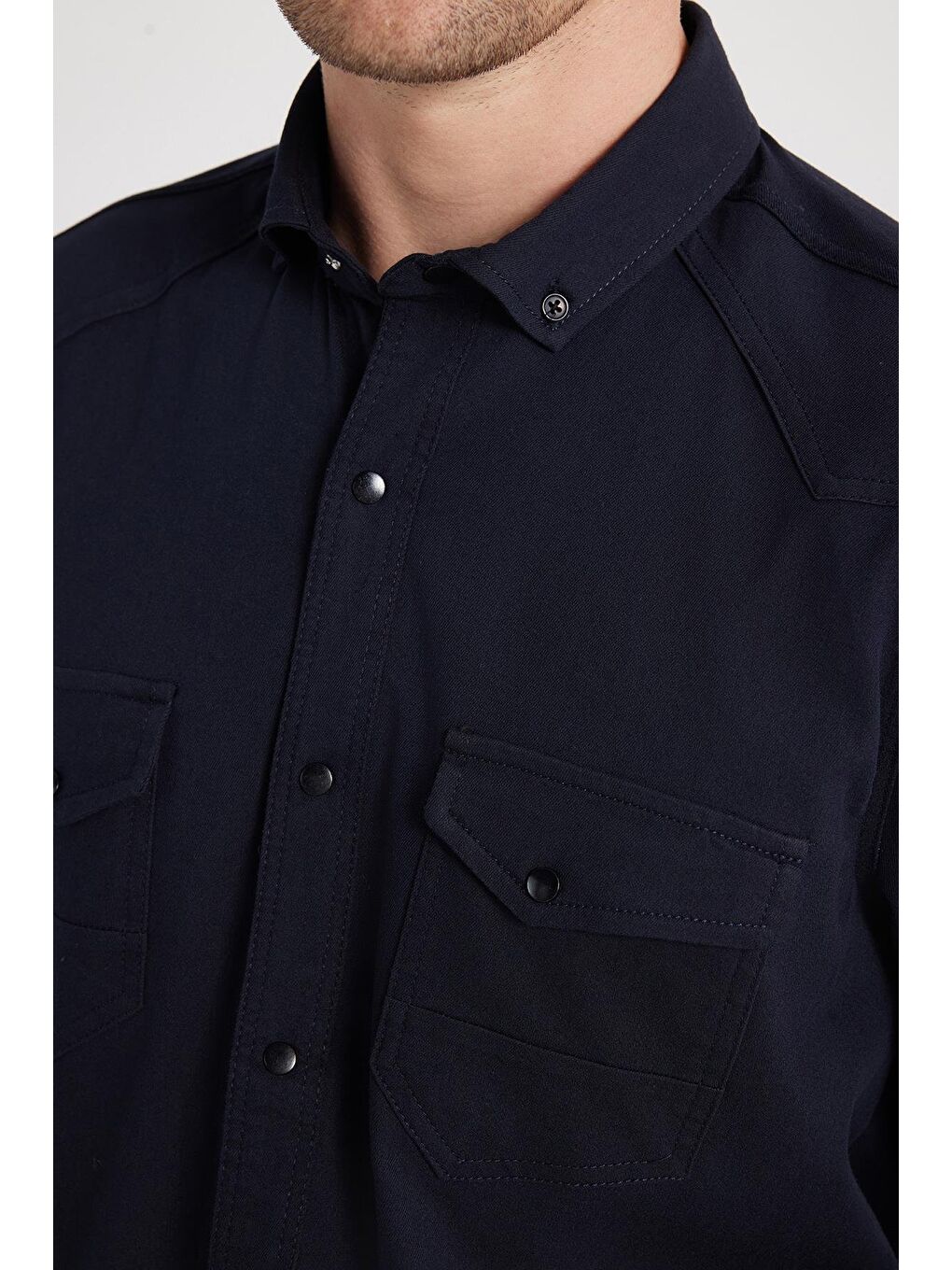 Erkek Regular Fit Rahat Kesim Çift Cepli Spor Yaka Denim Lacivert Gömlek-2
