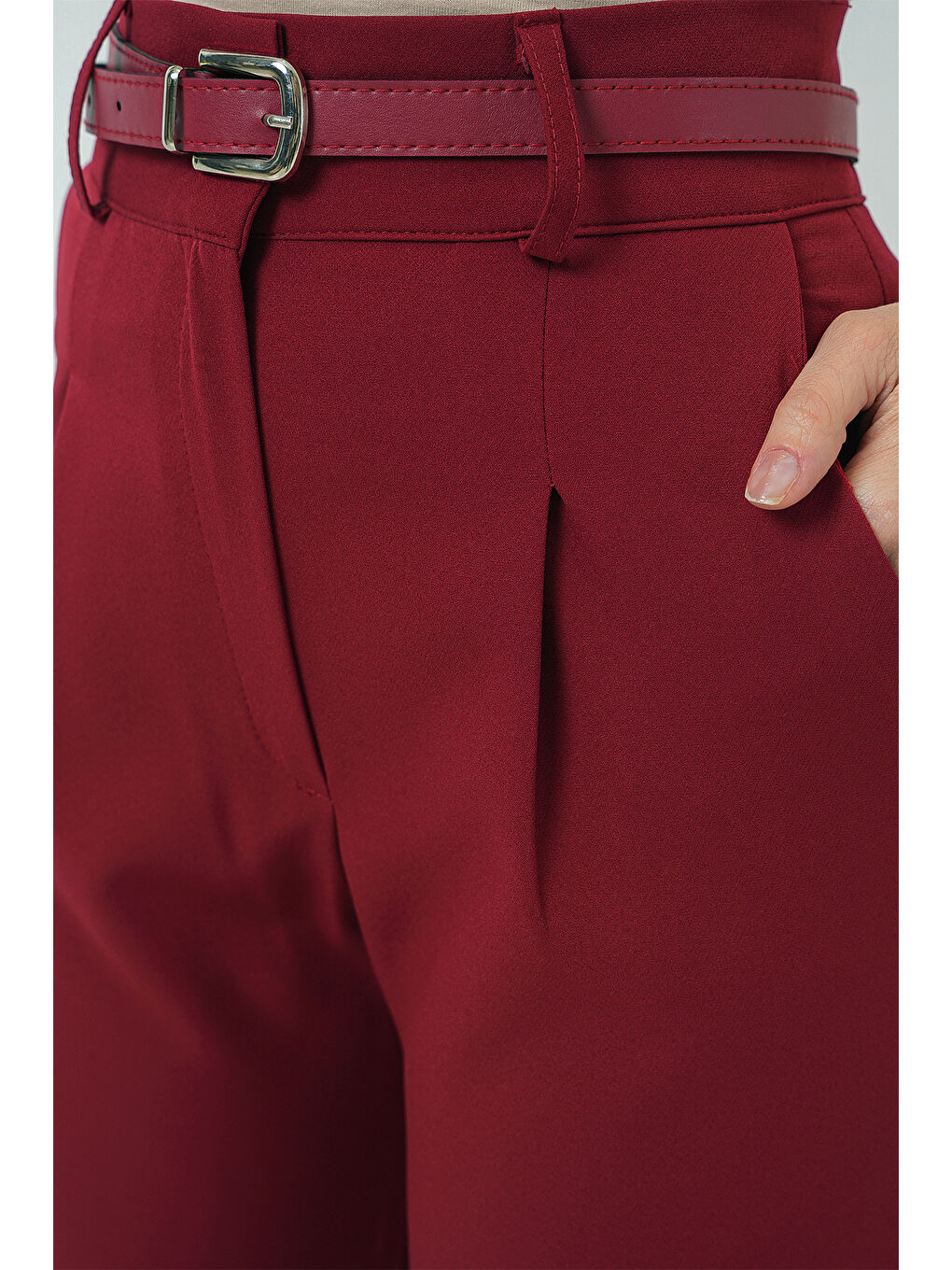 Kadın Pileli Kemerli Kumaş Pantolon 6725 - Kırmızı-4