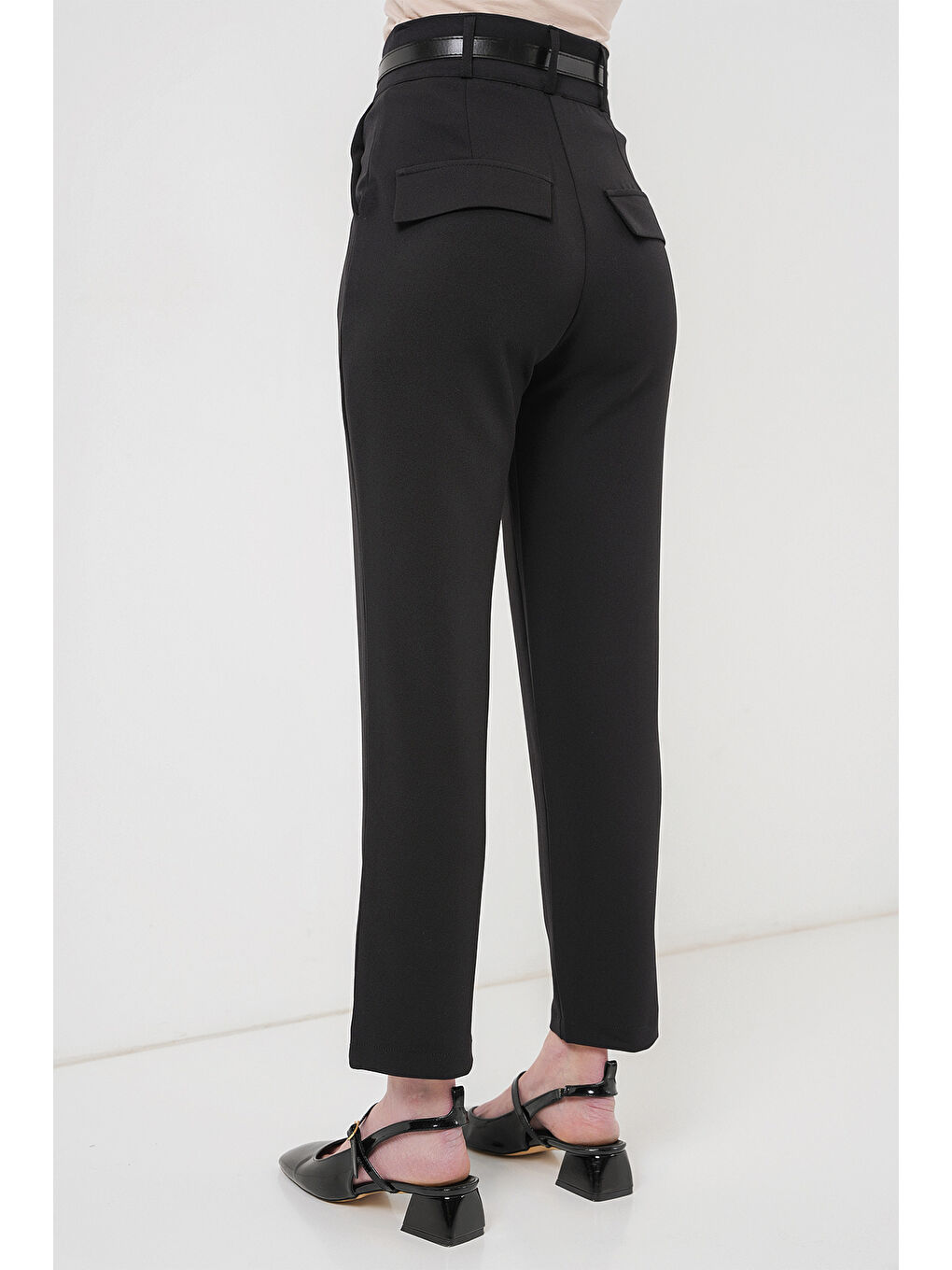 Kadın Pileli Kemerli Kumaş Pantolon 6725 - Siyah-5
