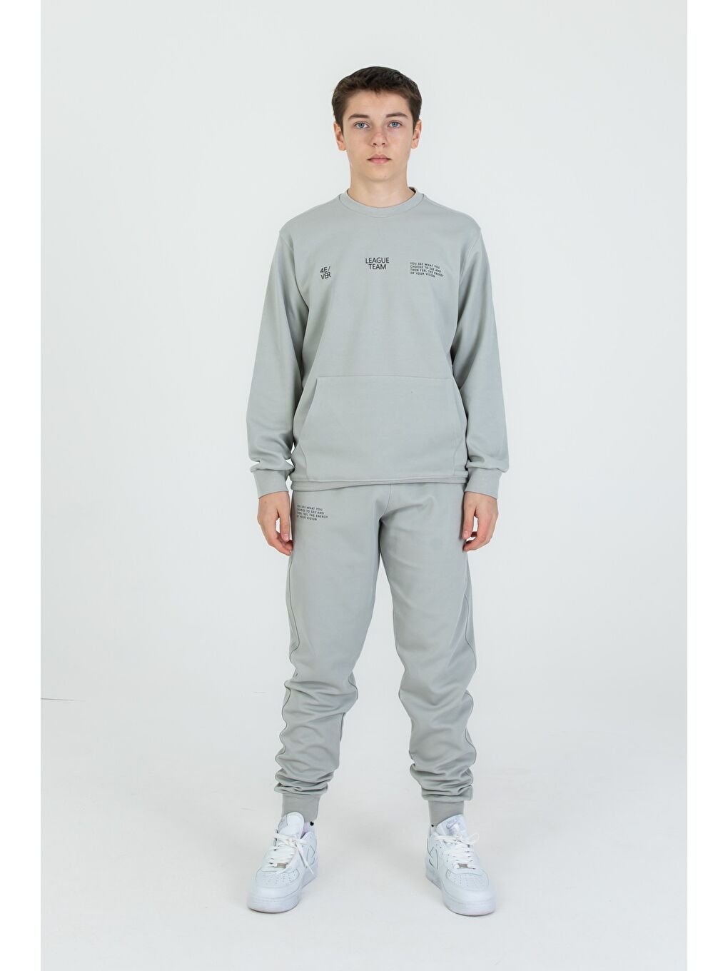 Gri Bisiklet Yaka Basic Alt Üst Eşofman Takım