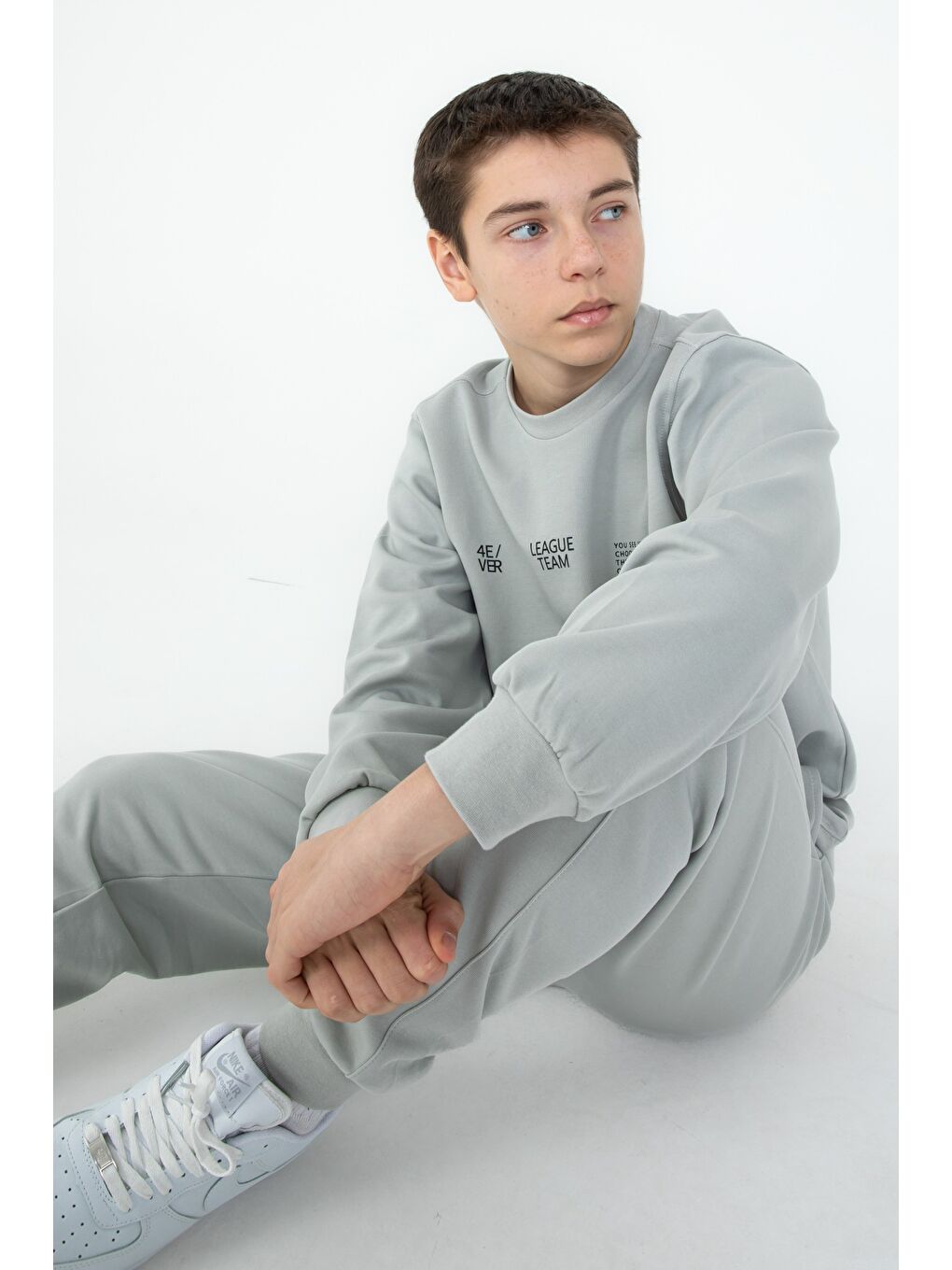 Gri Bisiklet Yaka Basic Alt Üst Eşofman Takım-4