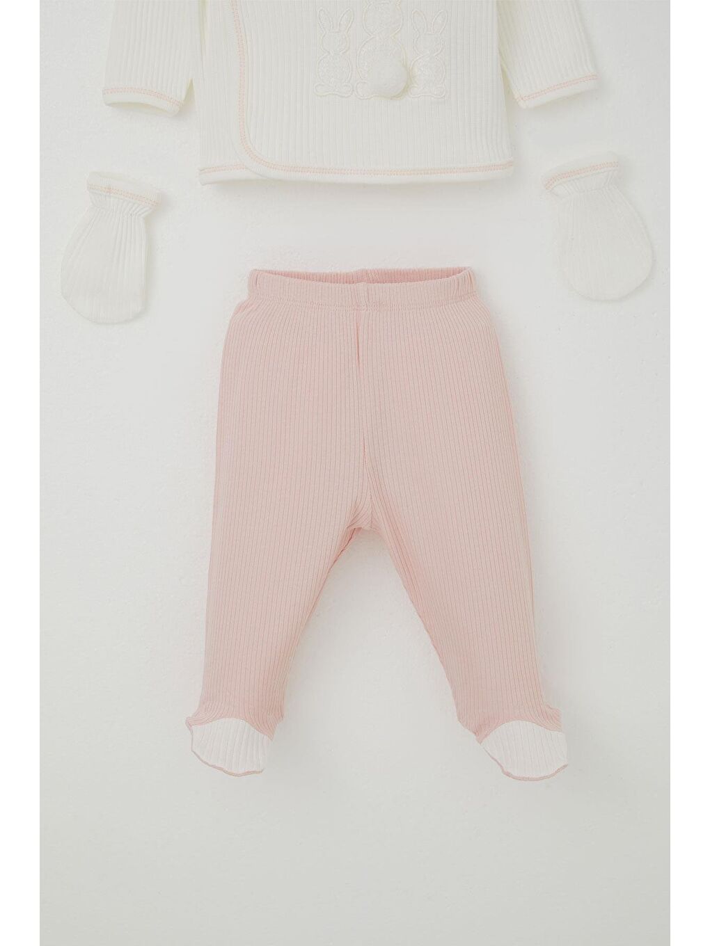 Kız Bebek Hastane Çıkışı 5 Li Ponponlu Tavşancık Nakışlı Ekru (0-3 Ay)-3