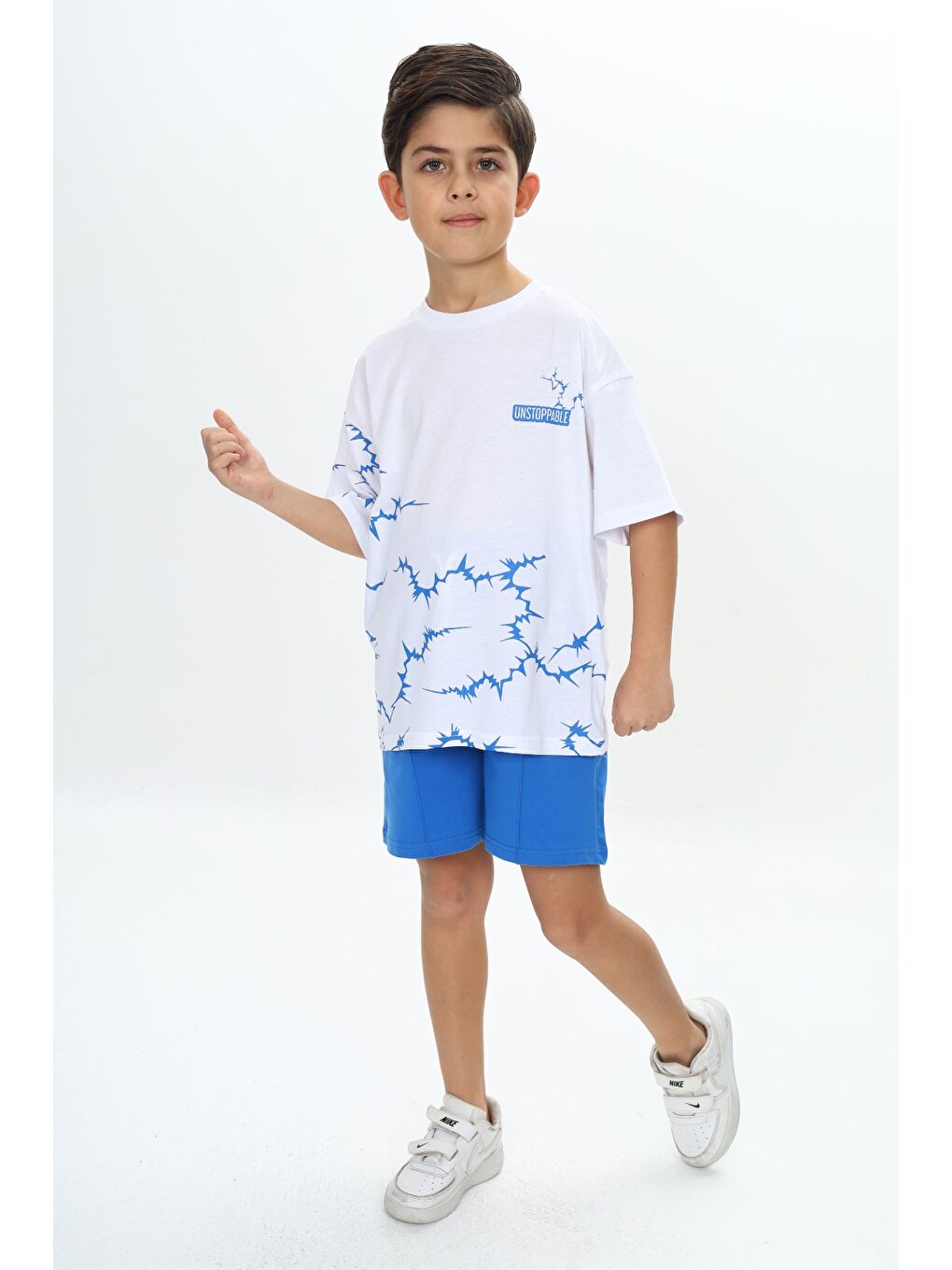 Mavi Erkek Çocuk Göğsü Unstoppable Yazı Baskılı Şortlu Takım