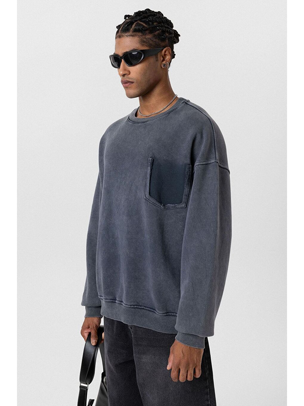 Yıkamalı Cep Detaylı Oversize Sweatshirt Siyah-4