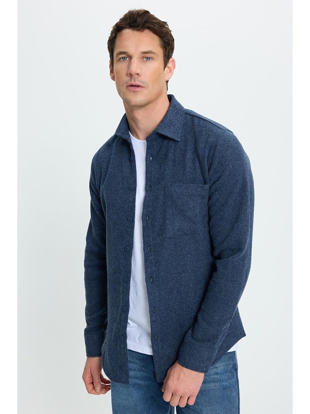 Erkek Slim Fit Dar Kesim  Armürlü Oduncu Cepli Spor Yaka İndigo Gömlek