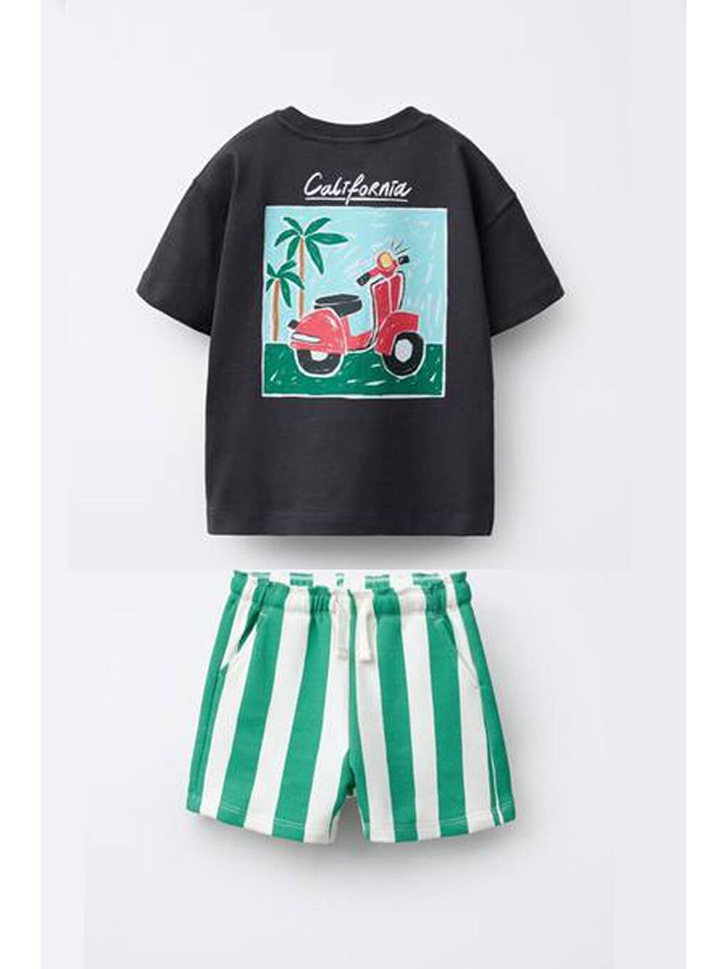 Antrasit Erkek Çocuk Pamuklu Baskılı T-Shirt Ve Çizgili Şort Alt Üst Takım