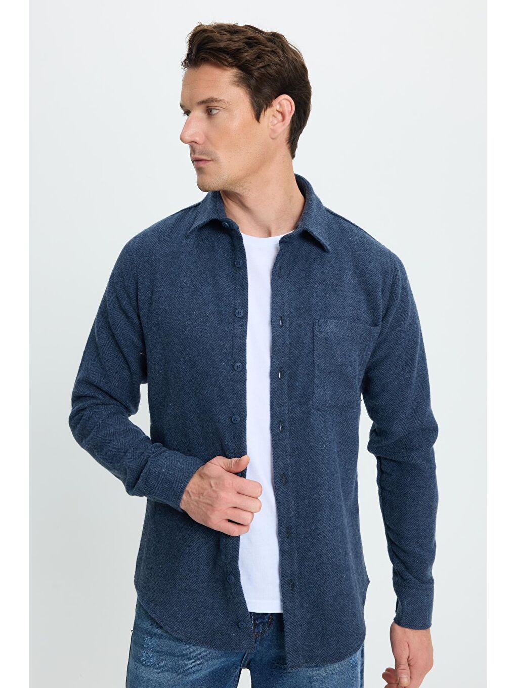 Erkek Slim Fit Dar Kesim  Armürlü Oduncu Cepli Spor Yaka İndigo Gömlek-4