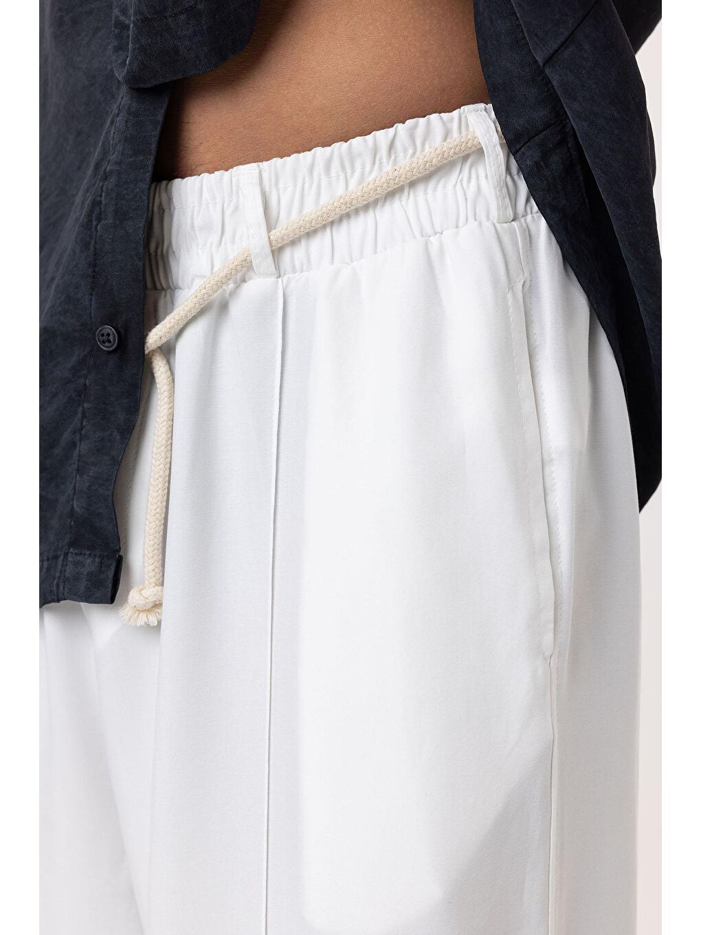 Kemer Detaylı Baggy Kumaş Erkek Pantolon Ekru-5