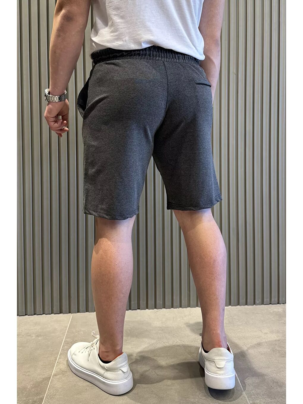 Antrasit Erkek Cepli Bel Bağcıklı Şort-2