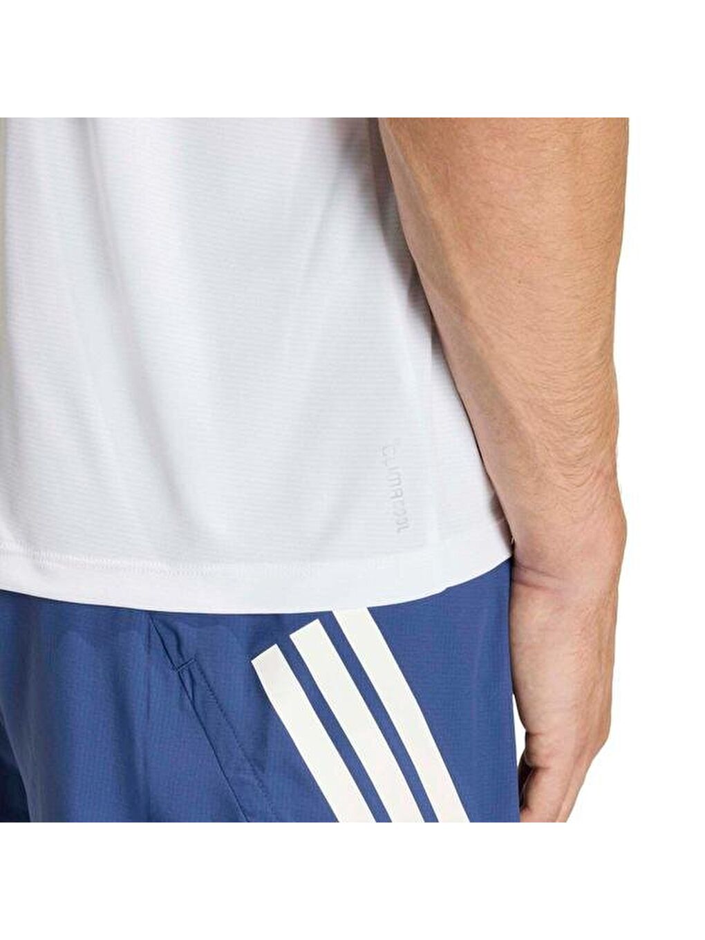 Run Essentials Erkek Beyaz Yuvarlak Yaka Tişört-3