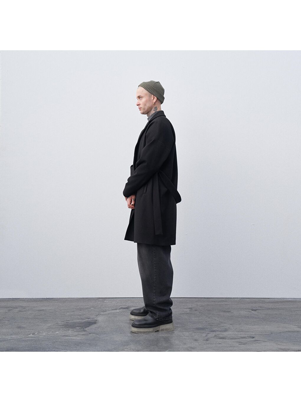 Siyah Kemerli Oversize Kaşe Kaban Siyah-3