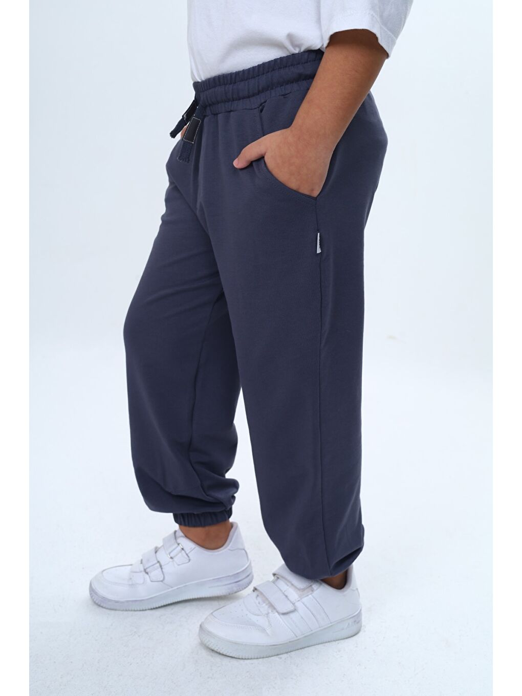 Antrasit Erkek Çocuk Paça Lastikli Eşofman Alt-3