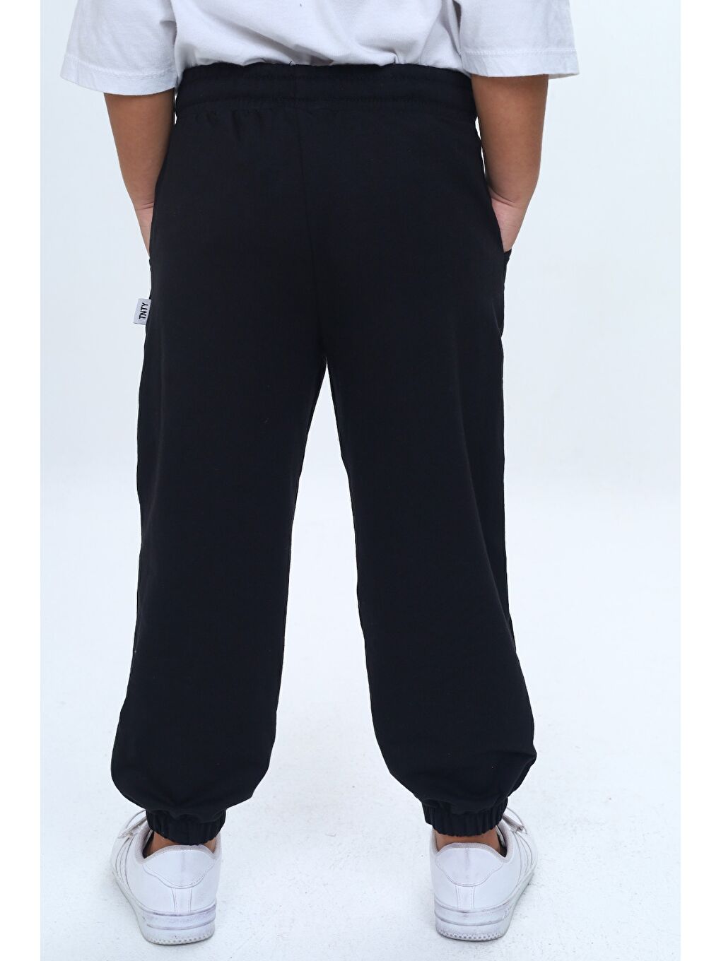 Siyah Erkek Çocuk Paça Lastikli Eşofman Alt-4