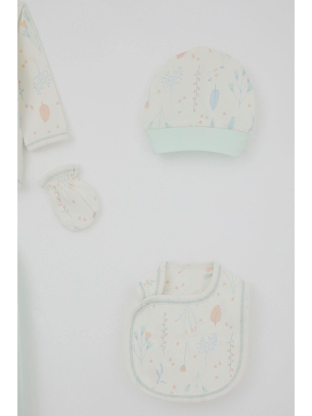 Kız Bebek Hastane Çıkışı 5 Li Renkli Çiçek Desenli Ekru (0-3 Ay)-4