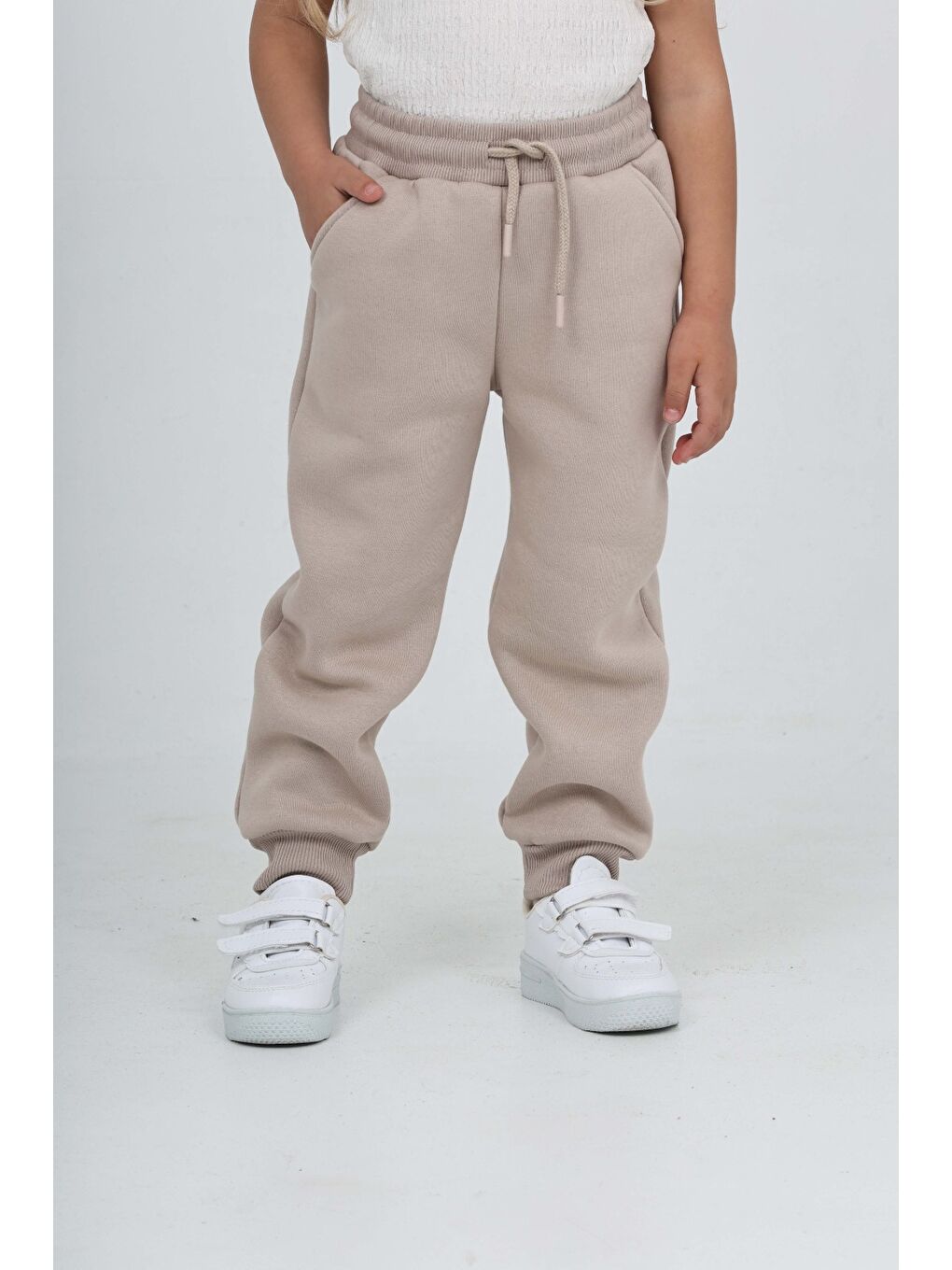 Bej Kız Çocuk T Logo Nakışlı Eşofman Alt