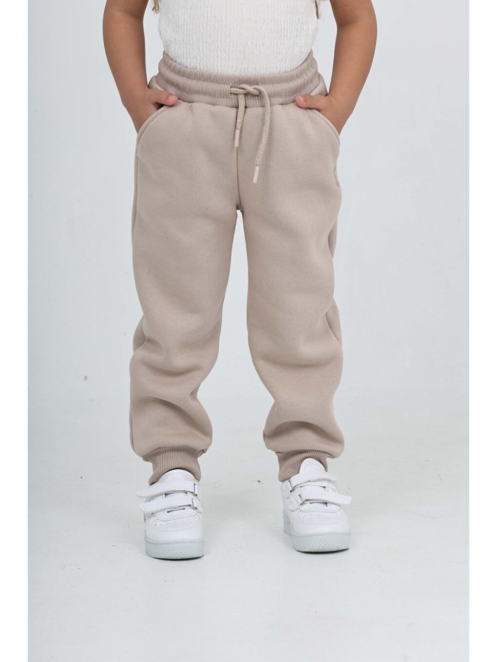 Bej Kız Çocuk T Logo Nakışlı Eşofman Alt-4