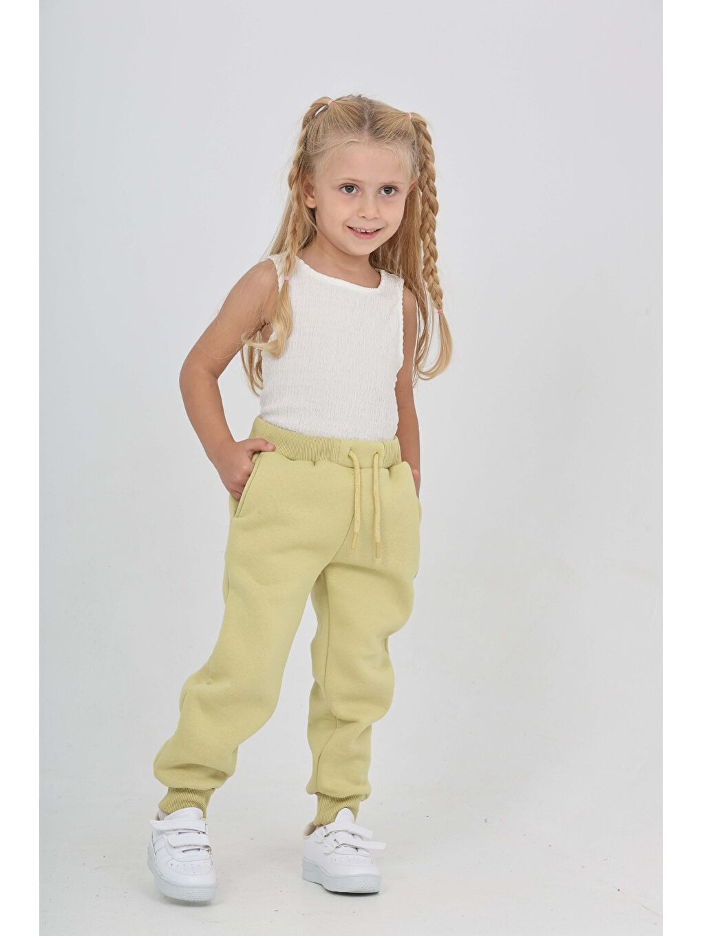 Yeşil Kız Çocuk Kabaran Yıldız Baskılı Eşofman Alt