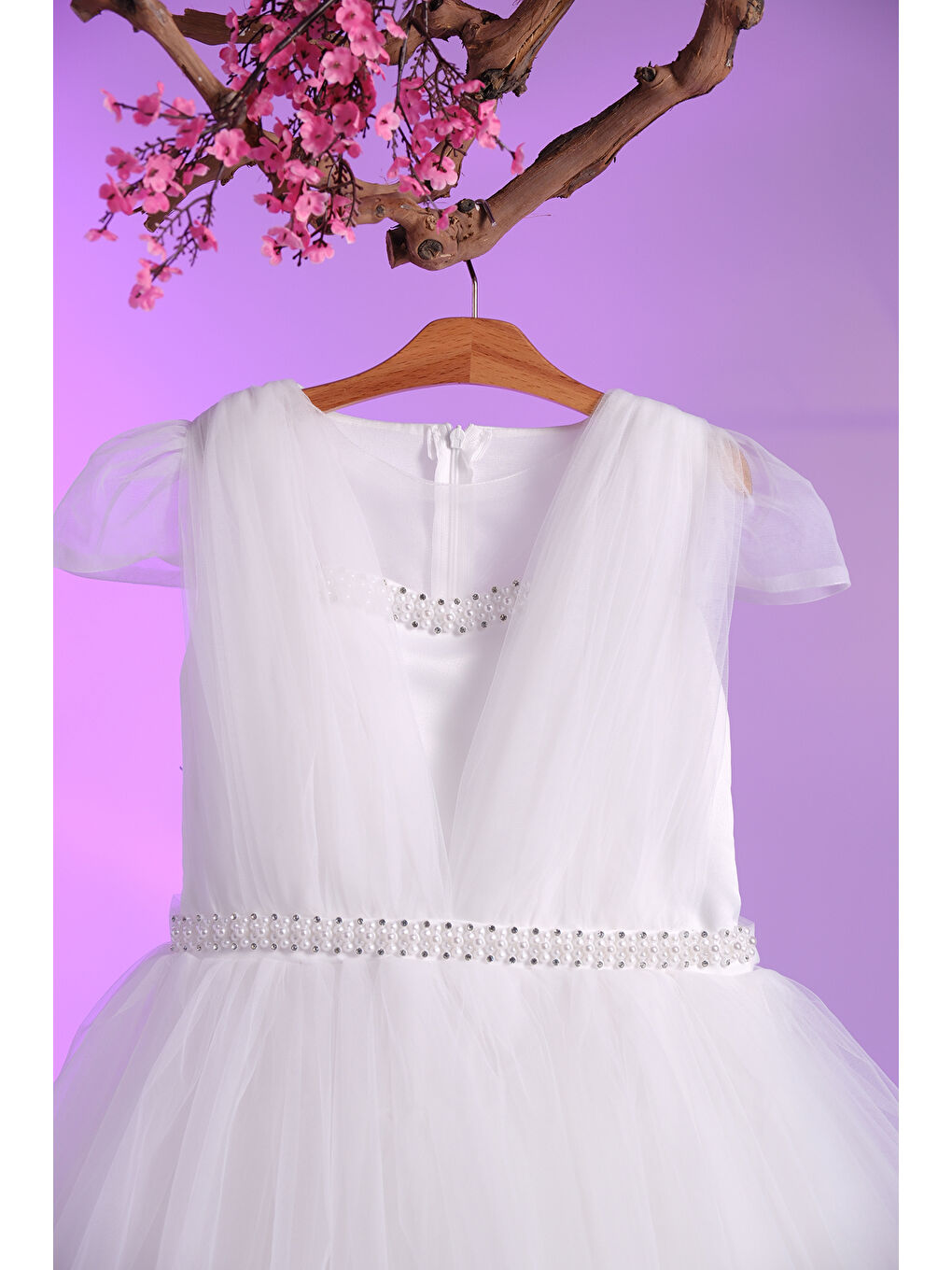 Beyaz İncili Çizgi Detaylı V Yakalı  Kız Çocuk Abiye ABY.2216-4