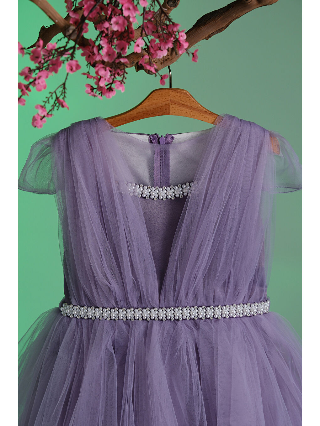 Lila İncili Çizgi Detaylı V Yakalı  Kız Çocuk Abiye ABY.2216-1