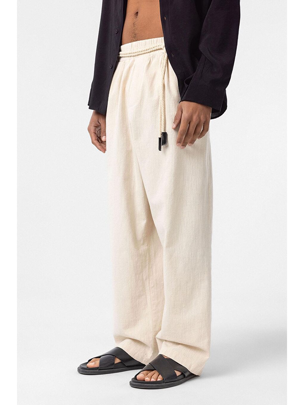 Bej Kemer Detaylı Oversize Keten Erkek Pantolon Naturel-2
