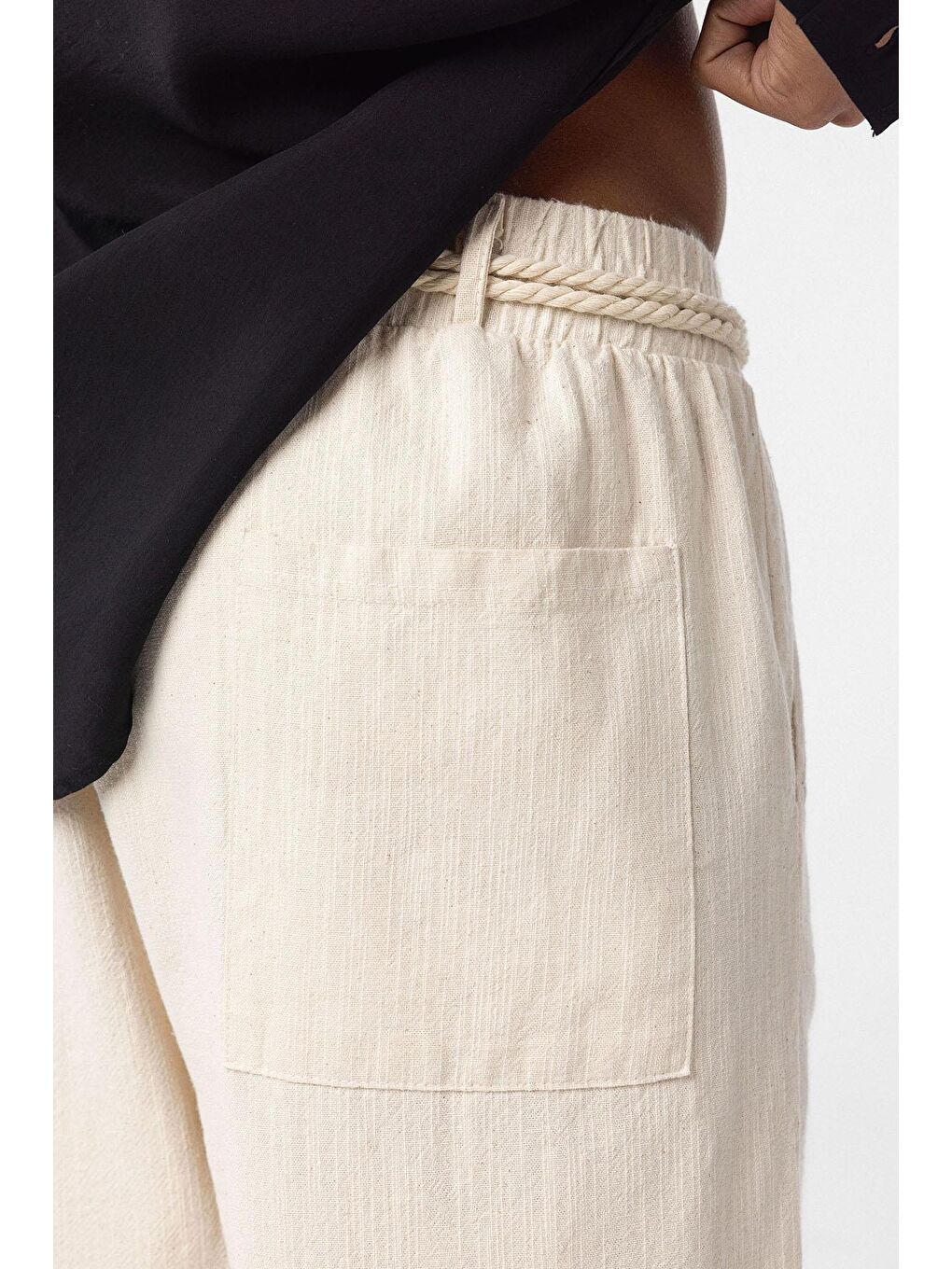 Bej Kemer Detaylı Oversize Keten Erkek Pantolon Naturel-4
