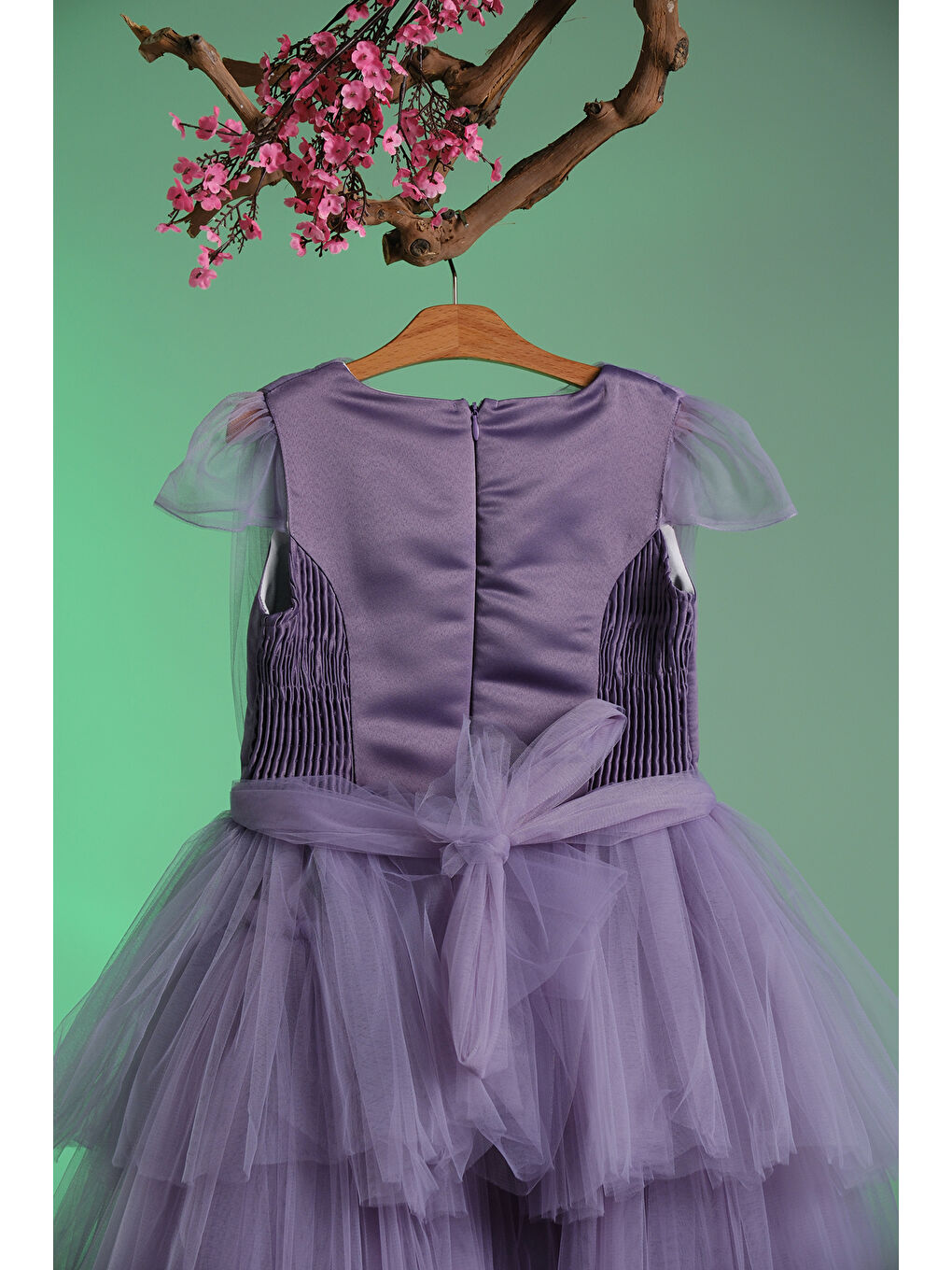 Lila İncili Çizgi Detaylı V Yakalı  Kız Çocuk Abiye ABY.2216-4