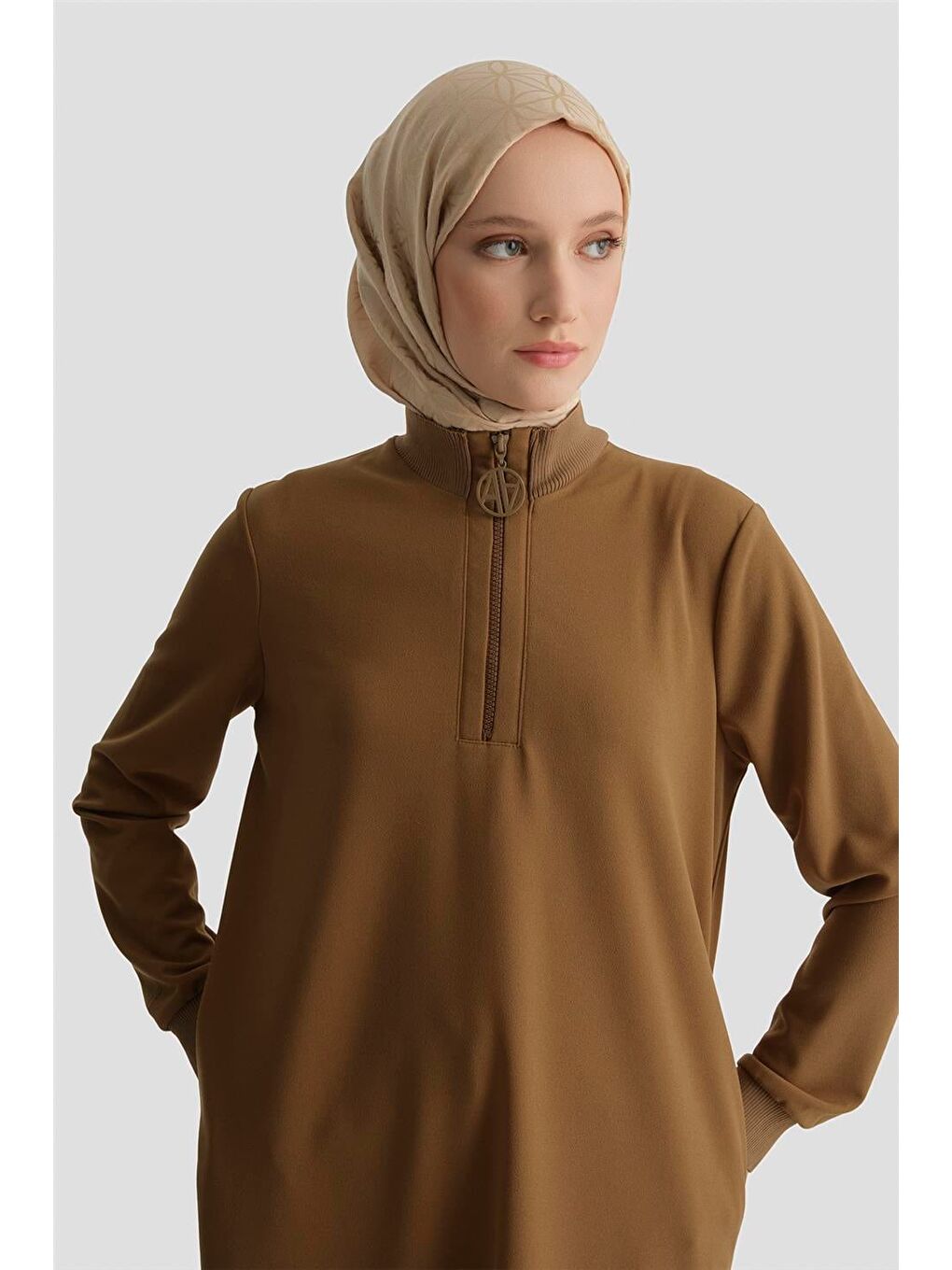 Kahverengi Fermuar Detaylı Basic Tunik Tarçin-3
