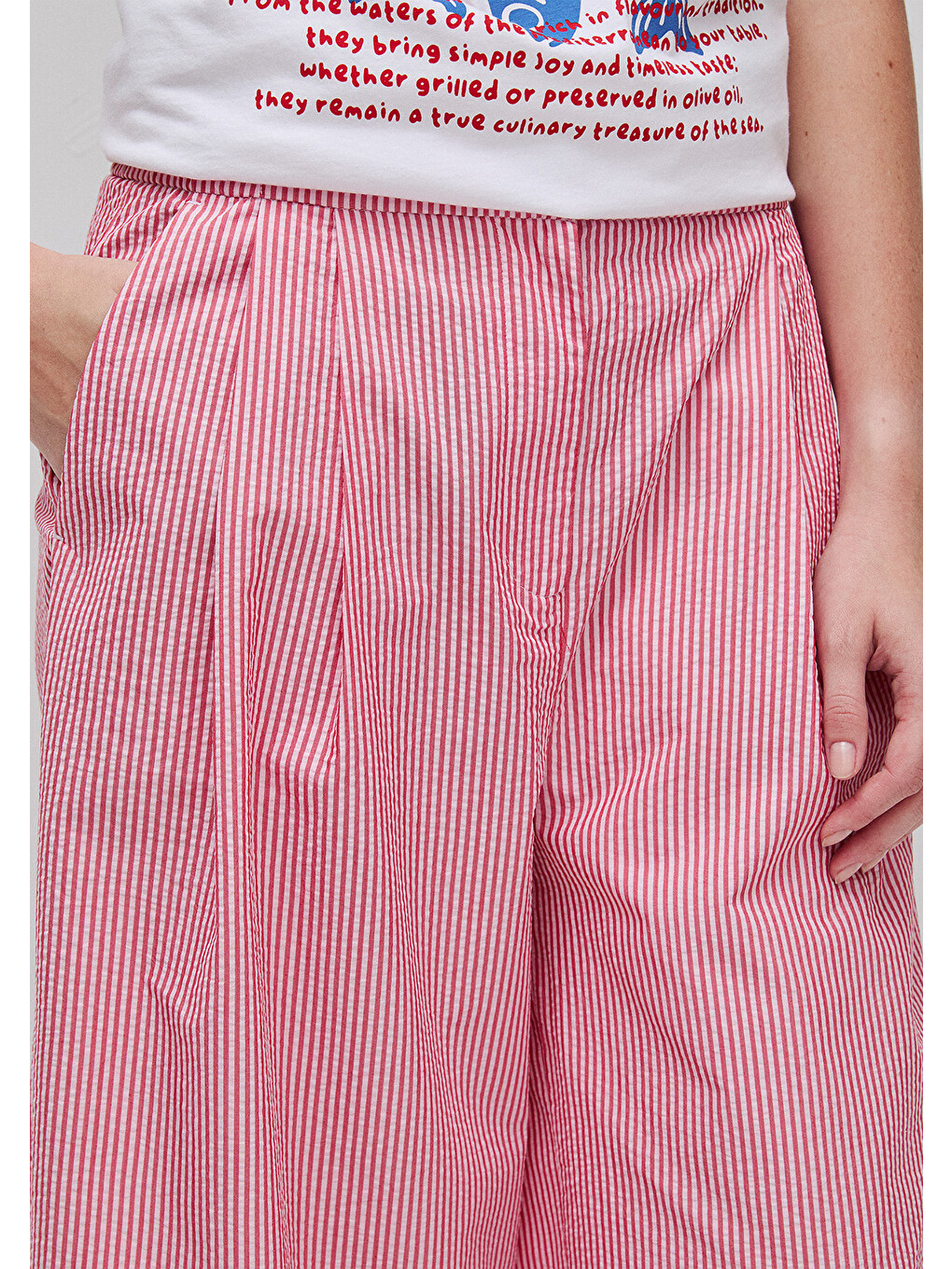 Kadın Kırmızı Pamuk Karışımlı Çizgili Beli Lastikli Geniş Paça Pantolon-3