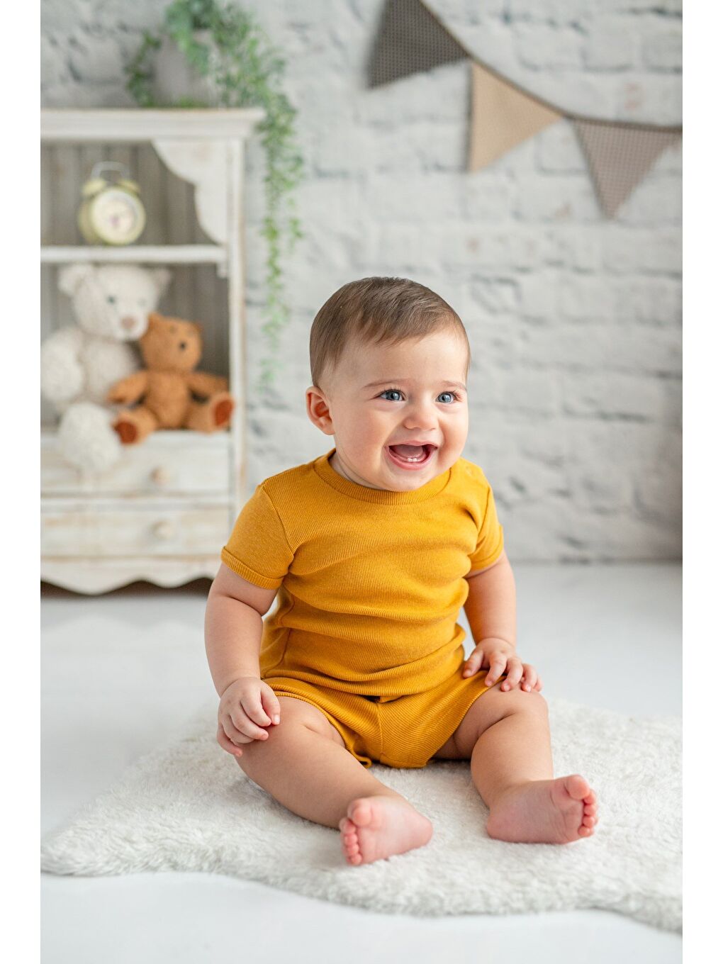 Sarı Gots Sertifikalı %100 Organik Pamuk T-Shirt Ve Şort Takım (6Ay-4Yaş)-1