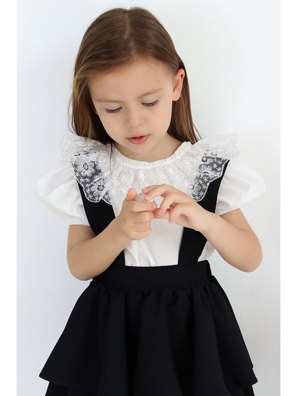 Kız Çocuk Helen Siyah Askılı Bağlama Jile 29 Ekim Elbise Ekru Dantel Kısa Kollu Bluz Abiye Takım-5