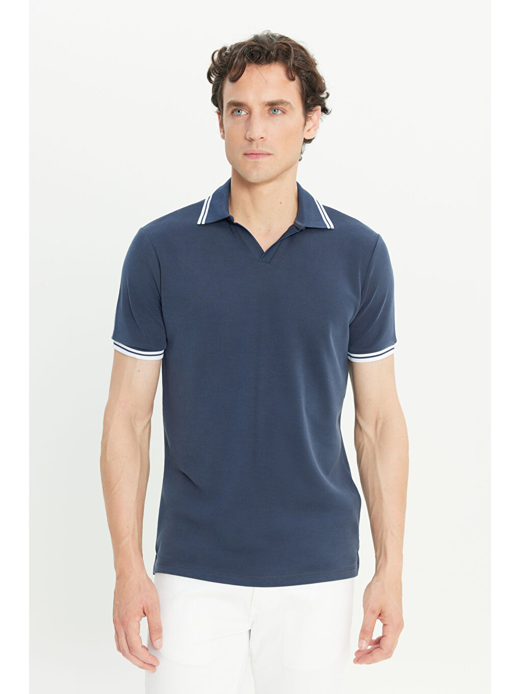 Erkek Lacivert Yumuşak Dokulu Modal Dar Kesim Polo Yaka Tişört