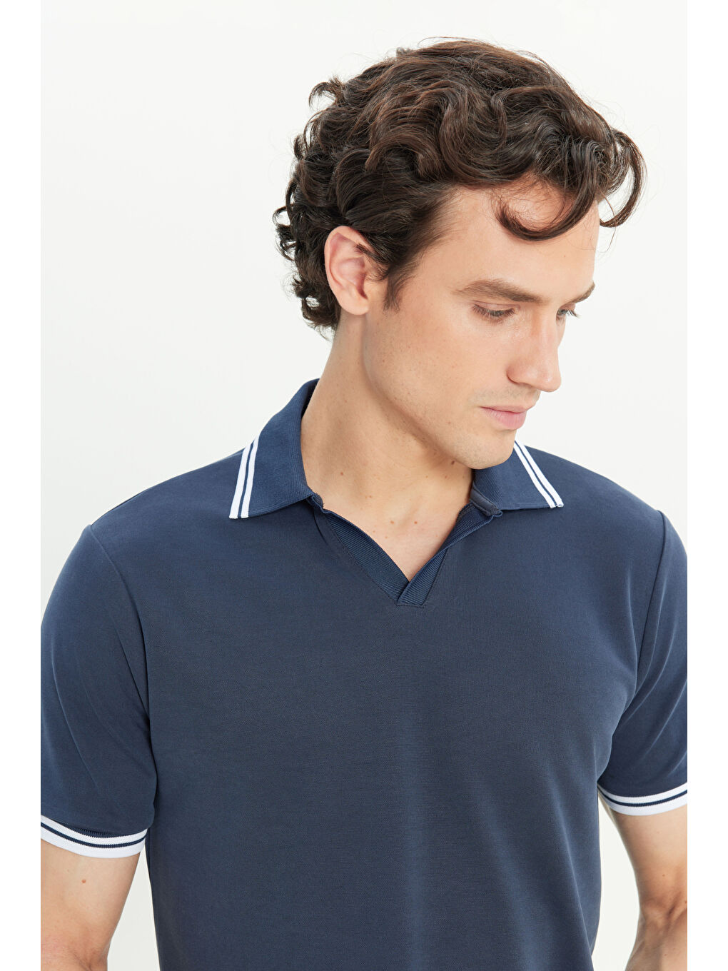 Erkek Lacivert Yumuşak Dokulu Modal Dar Kesim Polo Yaka Tişört-3