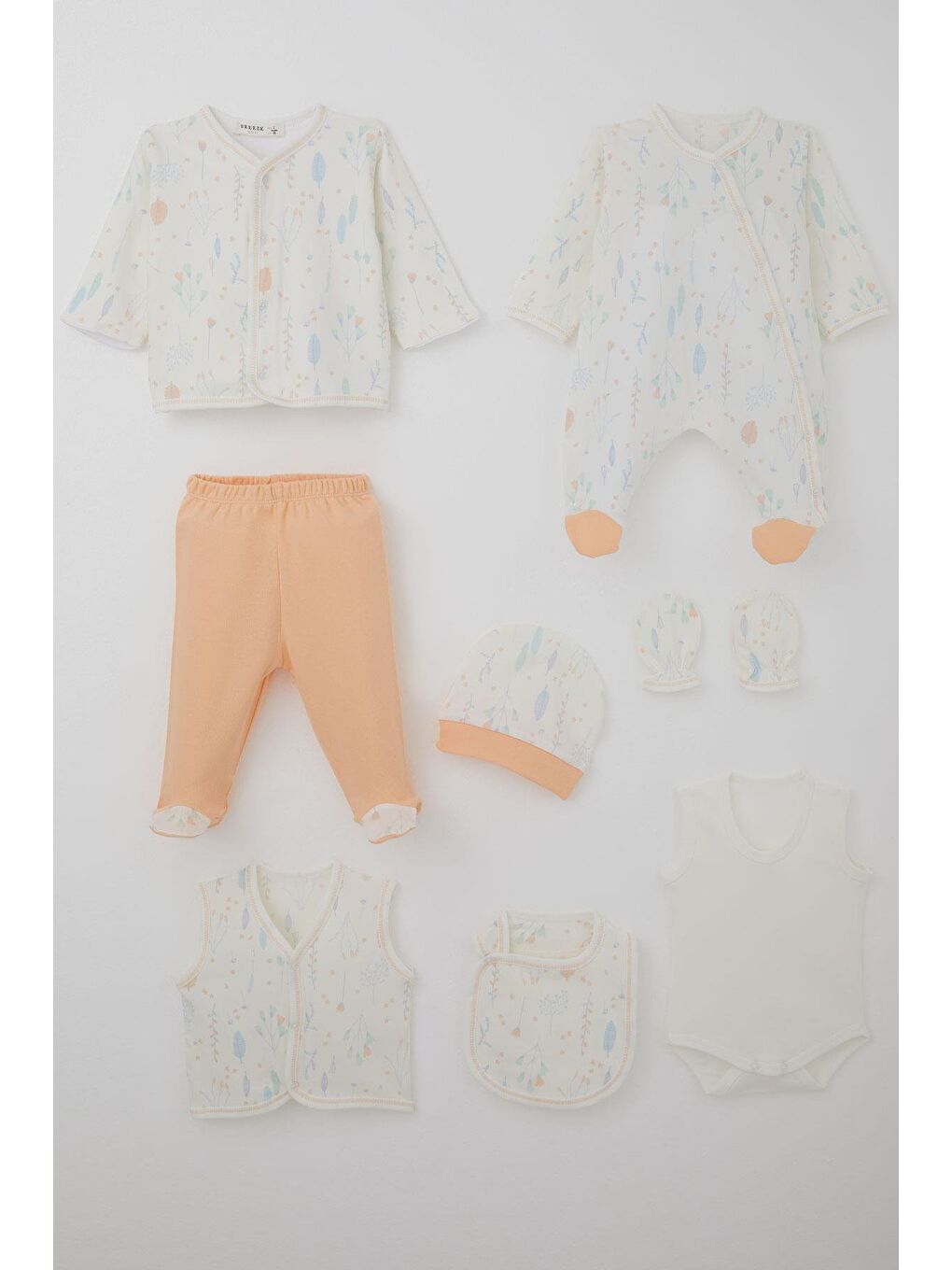 Kız Bebek Hastane Çıkışı 8 Li Bahar Temalı Çiçek Desenli Ekru (0-3 Ay)