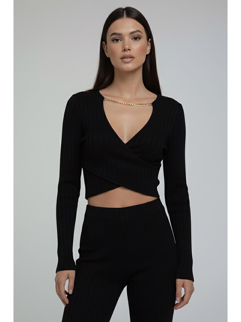 Zincirli Crop Pantolon Kaşkorse Takım Siyah - 27995-SIYAH-1