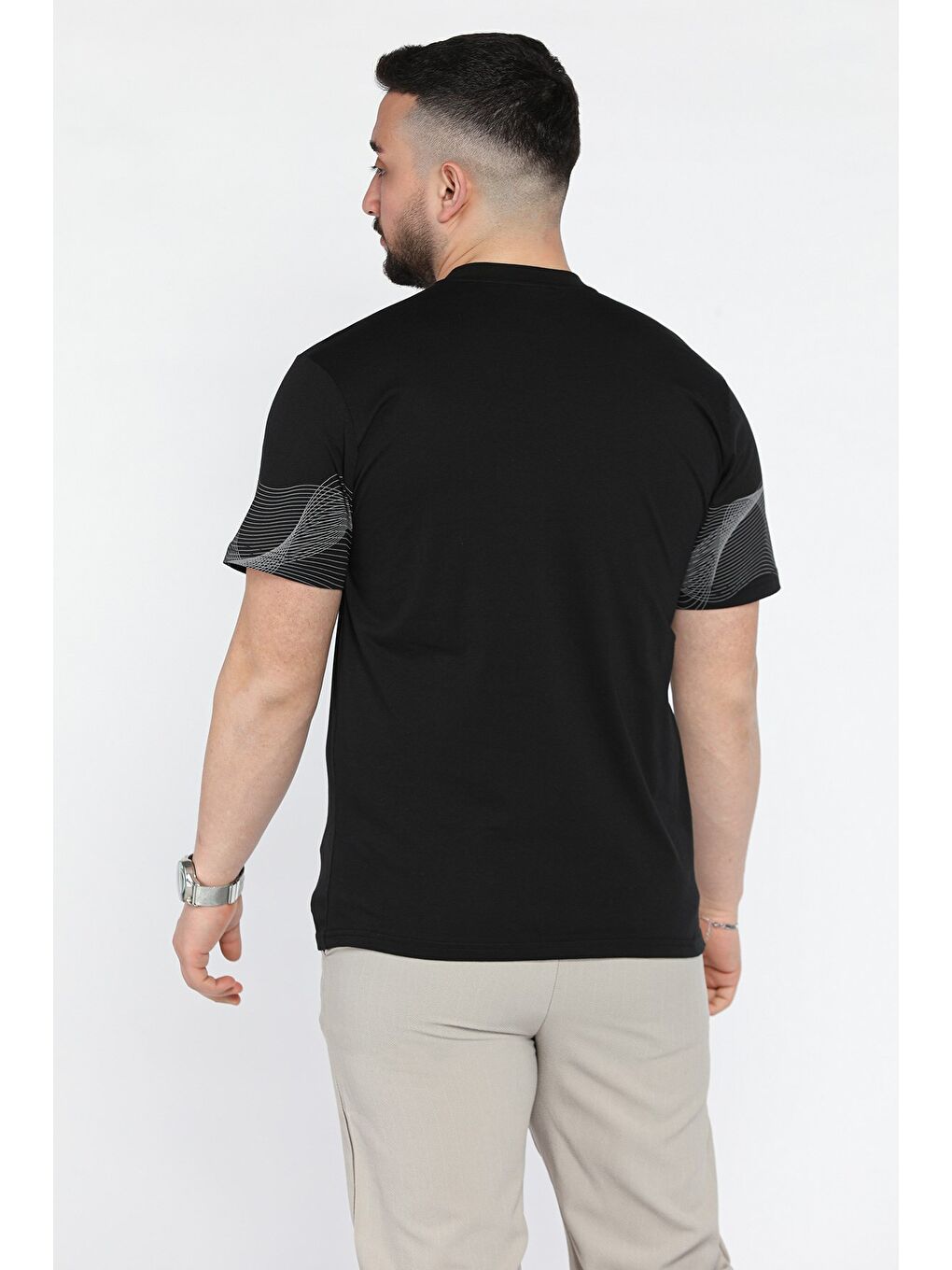 Siyah Erkek Bisiklet Yaka Baskılı Tişört-2