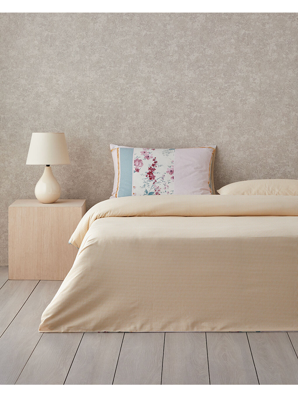 Patch Bouquet Çift Taraflı Pamuklu Tek Kişilik Nevresim Seti 160x220 cm Yeşil-Sarı-1