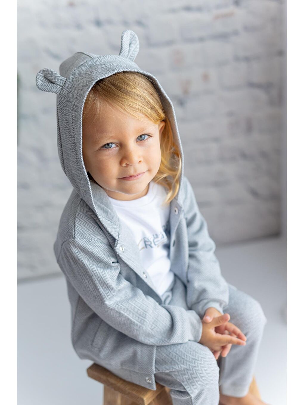 Gri Erkek Bebek Kapüşonlu Hırka Ve Pantolon Takım-1
