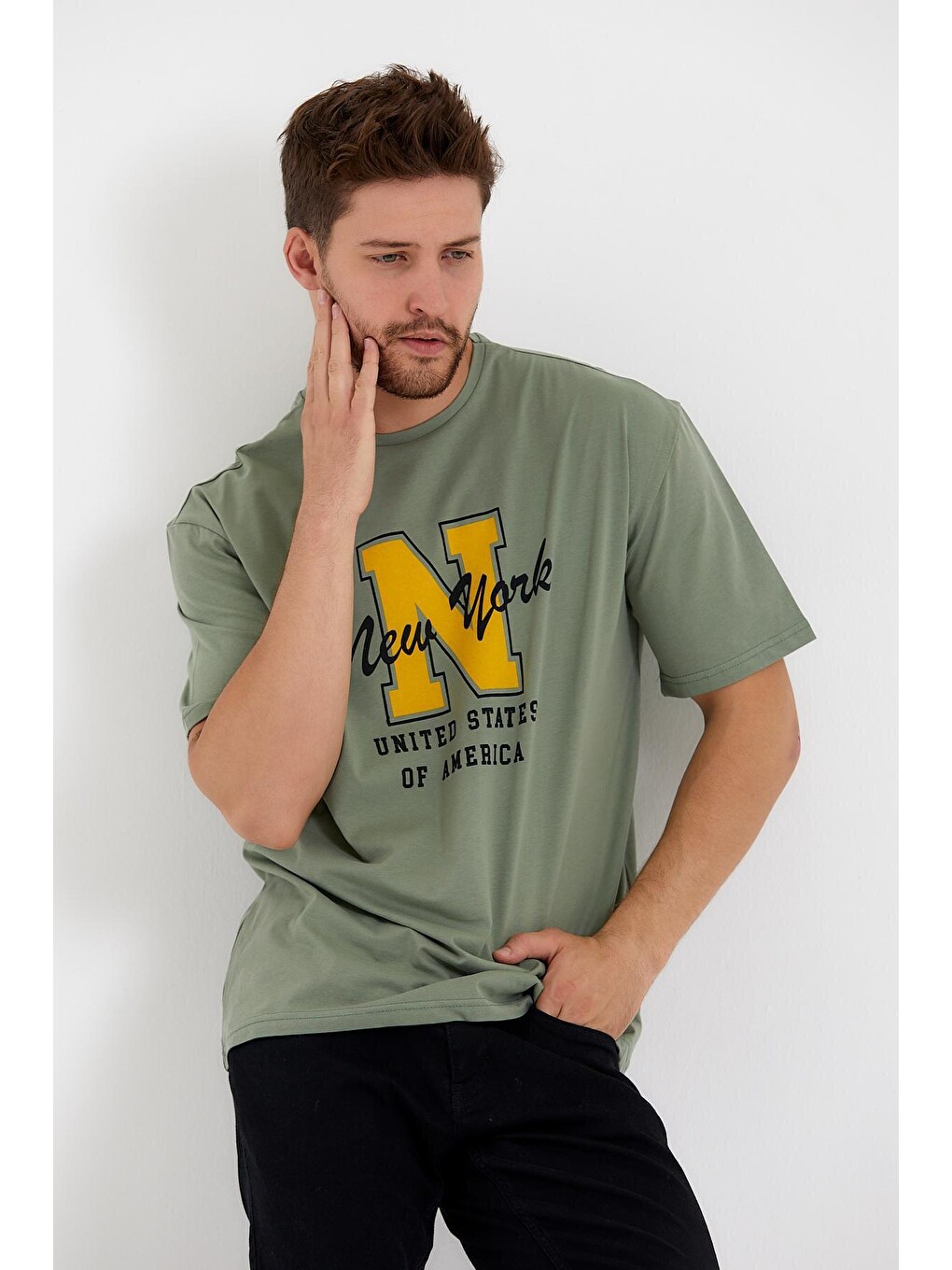 Yeşil Erkek Bisiklet Yaka Regular Fit N Baskılı Tişort Spr22ts113