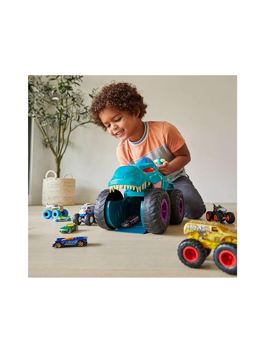 Hot Wheels Beyaz-Renklibaskı Monster Trucks Araba Yiyen Mega Wrex - 4