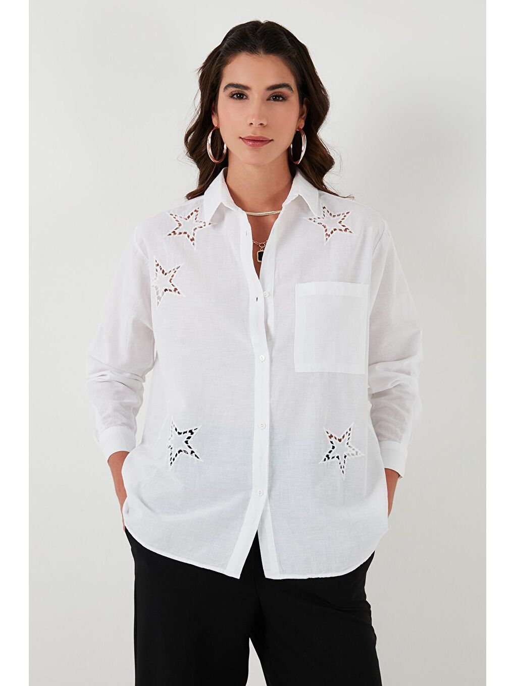 Beyaz Yıldız Desenli Brode Detaylı % 100 Pamuk Regular Fit Gömlek 51443901-1