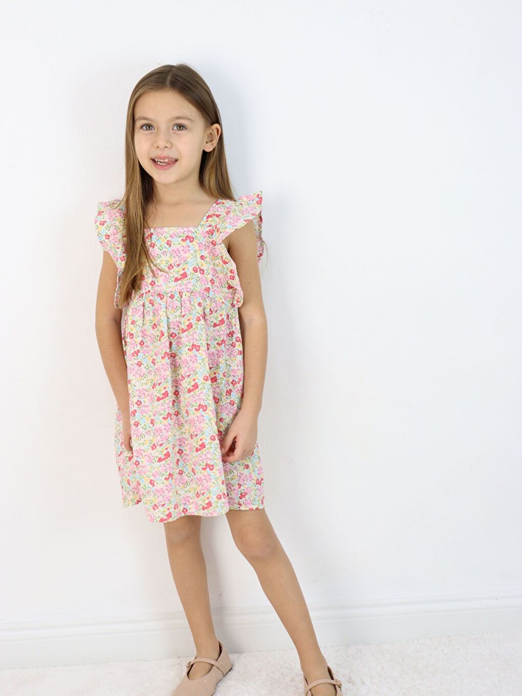 Pembe Kare Yaka Kolsuz Kız Bebek Elbise-3